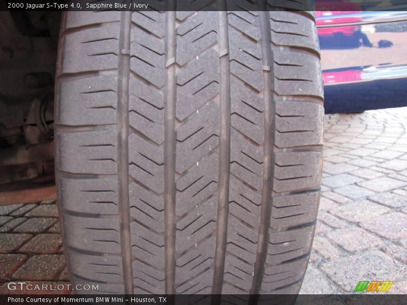 Sapphire Blue / Ivory 2000 Jaguar S-Type 4.0