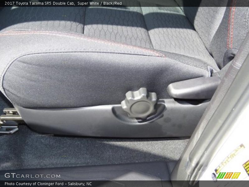 Super White / Black/Red 2017 Toyota Tacoma SR5 Double Cab