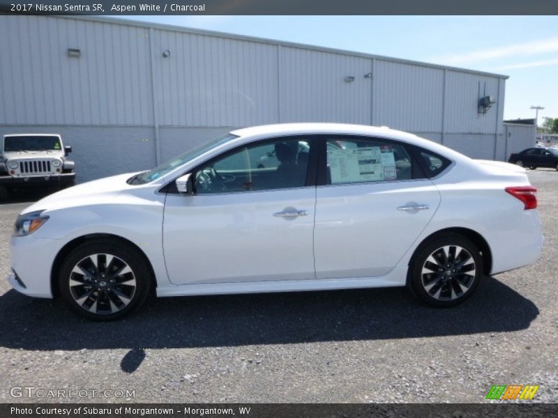 Aspen White / Charcoal 2017 Nissan Sentra SR