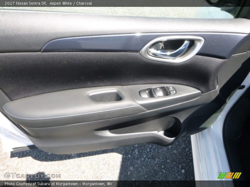 Aspen White / Charcoal 2017 Nissan Sentra SR