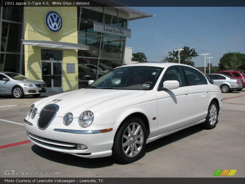 White Onyx / Almond 2001 Jaguar S-Type 4.0