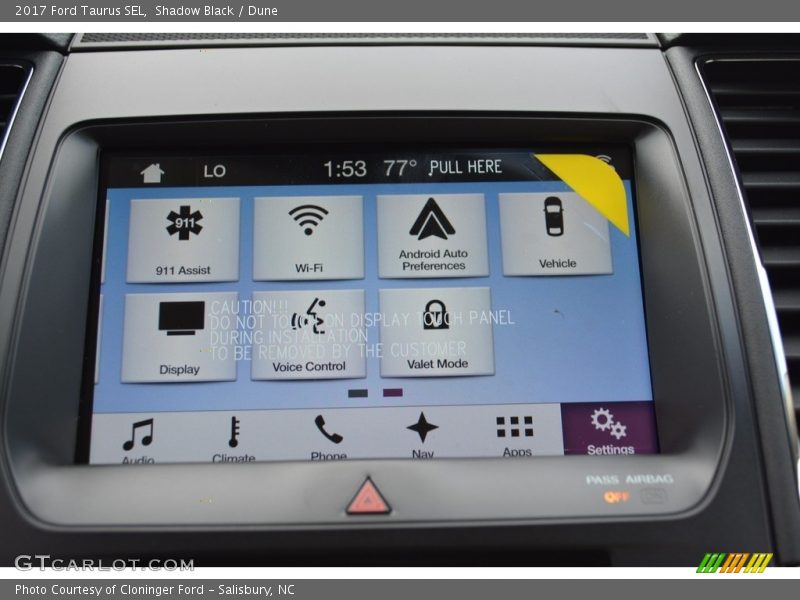 Shadow Black / Dune 2017 Ford Taurus SEL