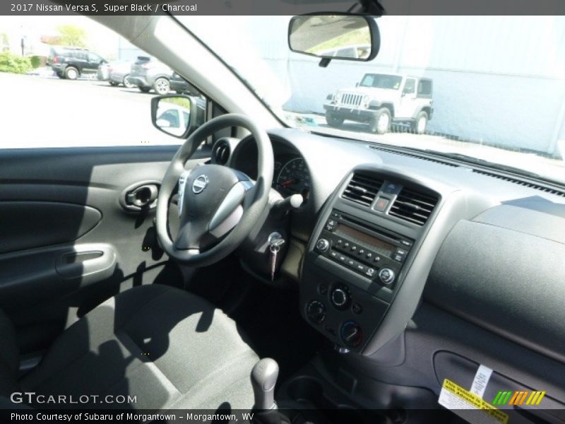 Super Black / Charcoal 2017 Nissan Versa S