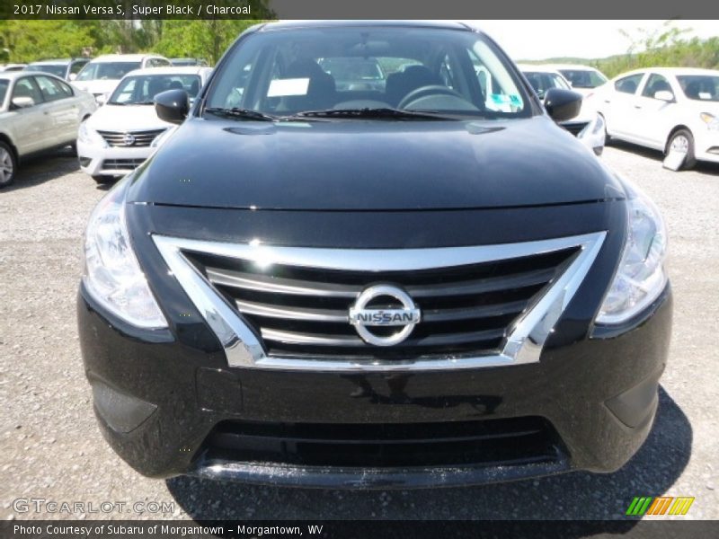 Super Black / Charcoal 2017 Nissan Versa S