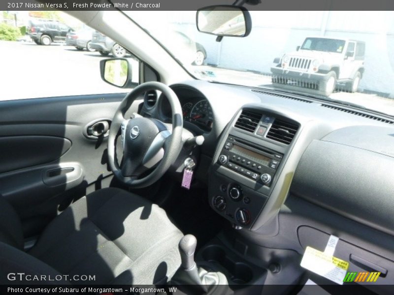 Fresh Powder White / Charcoal 2017 Nissan Versa S