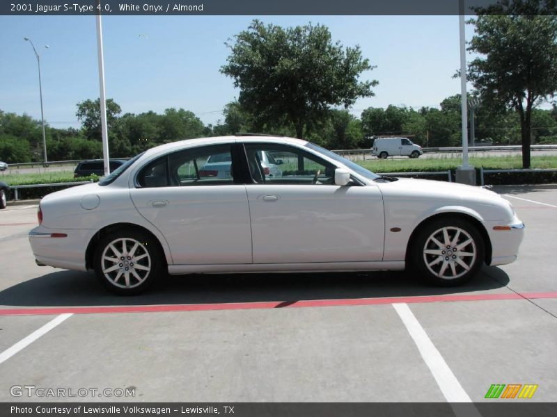 White Onyx / Almond 2001 Jaguar S-Type 4.0