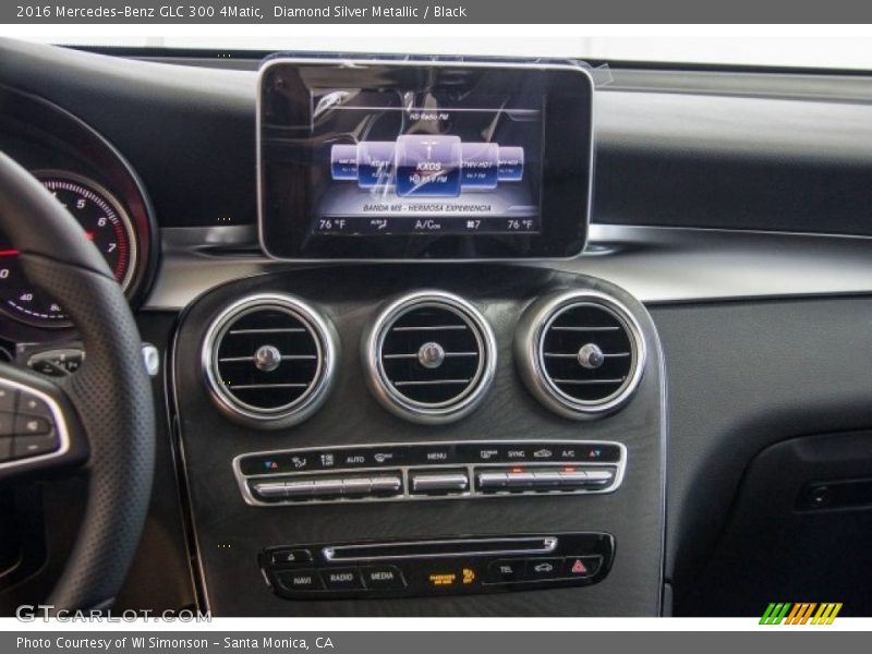 Diamond Silver Metallic / Black 2016 Mercedes-Benz GLC 300 4Matic