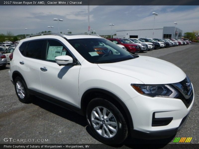 Glacier White / Charcoal 2017 Nissan Rogue SV AWD