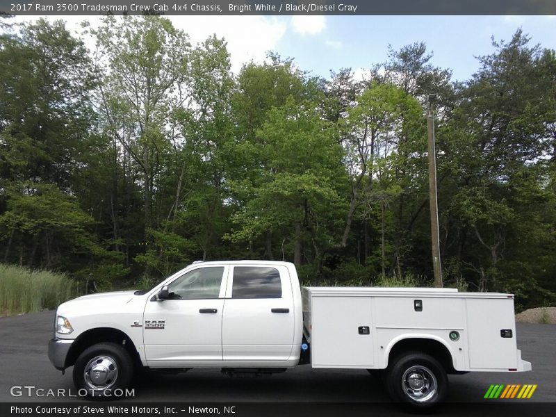 Bright White / Black/Diesel Gray 2017 Ram 3500 Tradesman Crew Cab 4x4 Chassis