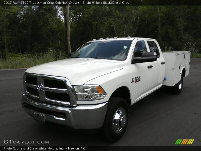 Bright White / Black/Diesel Gray 2017 Ram 3500 Tradesman Crew Cab 4x4 Chassis