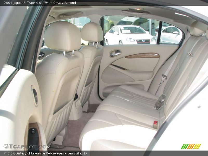 White Onyx / Almond 2001 Jaguar S-Type 4.0