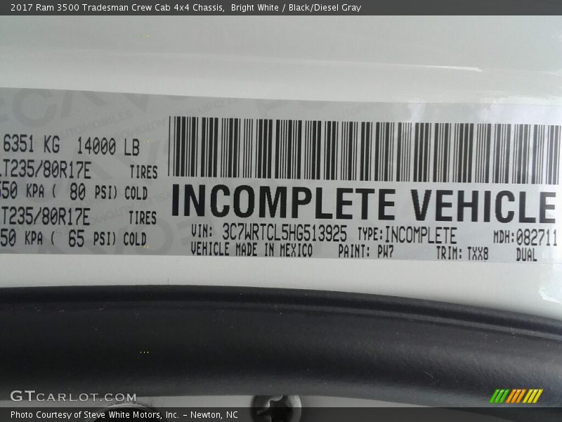 Bright White / Black/Diesel Gray 2017 Ram 3500 Tradesman Crew Cab 4x4 Chassis