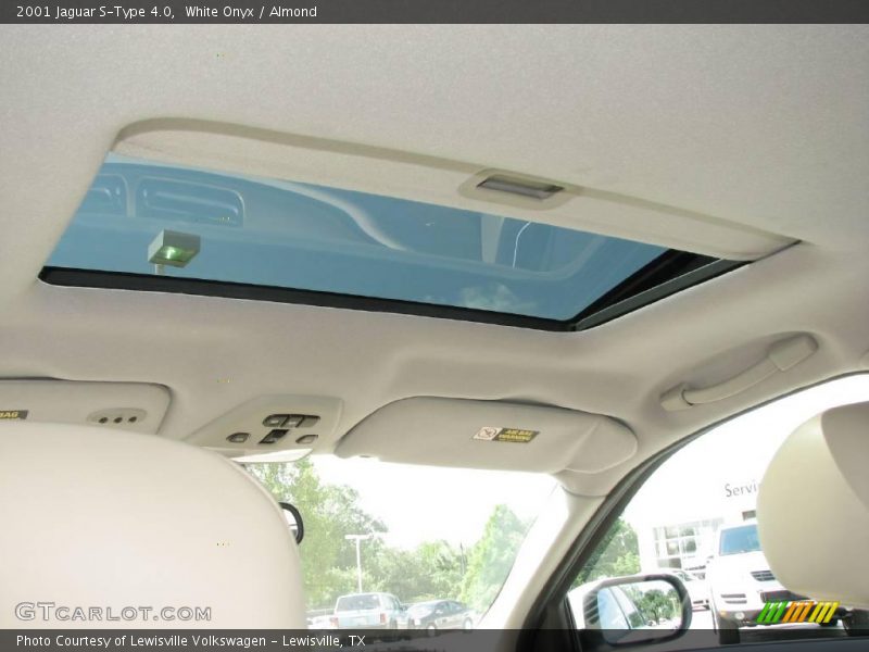 White Onyx / Almond 2001 Jaguar S-Type 4.0