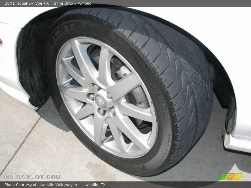 White Onyx / Almond 2001 Jaguar S-Type 4.0