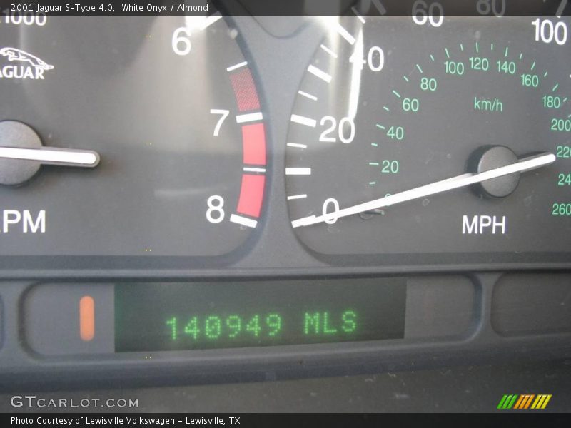 White Onyx / Almond 2001 Jaguar S-Type 4.0