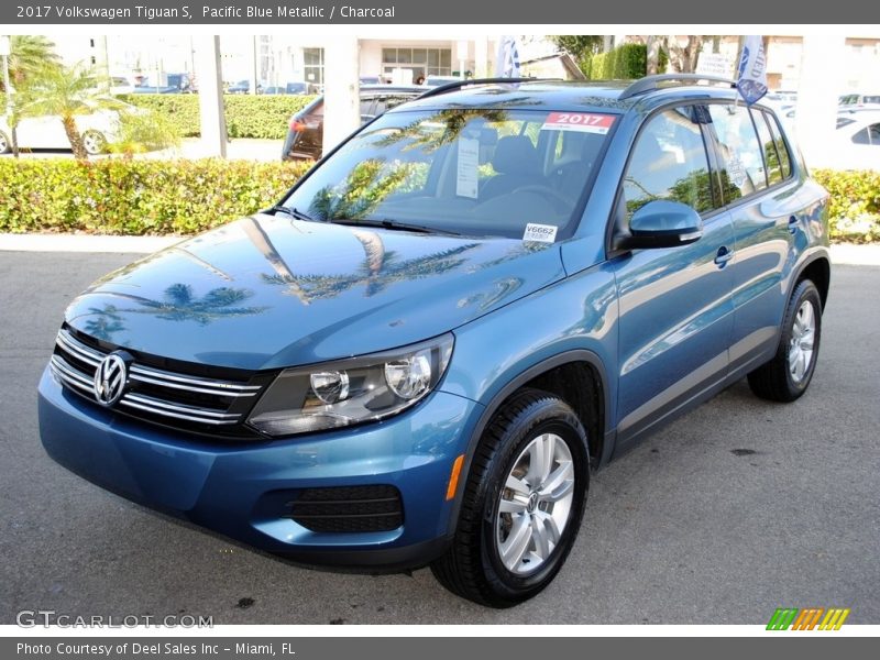 Pacific Blue Metallic / Charcoal 2017 Volkswagen Tiguan S