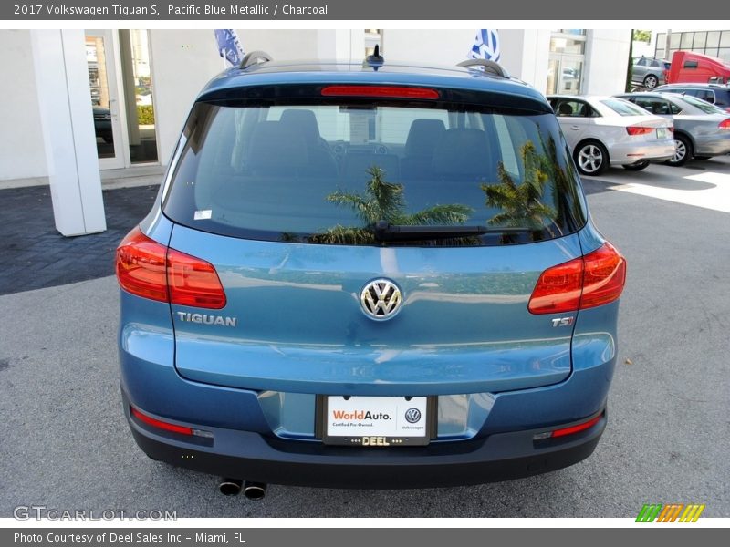 Pacific Blue Metallic / Charcoal 2017 Volkswagen Tiguan S