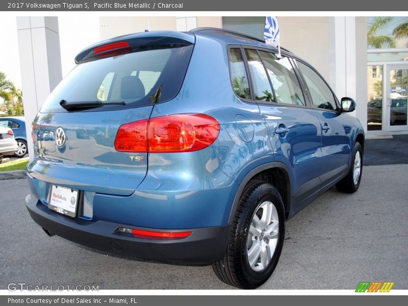 Pacific Blue Metallic / Charcoal 2017 Volkswagen Tiguan S