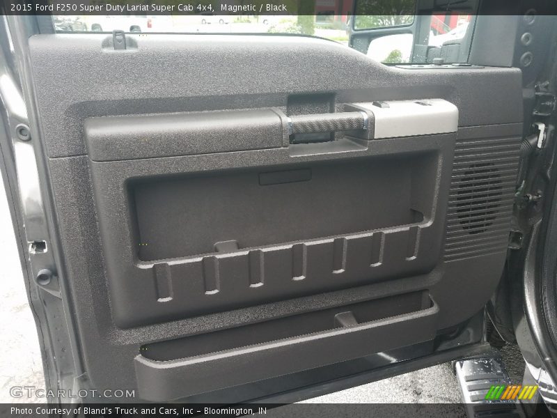 Magnetic / Black 2015 Ford F250 Super Duty Lariat Super Cab 4x4