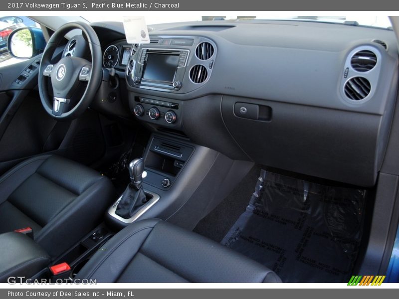 Pacific Blue Metallic / Charcoal 2017 Volkswagen Tiguan S