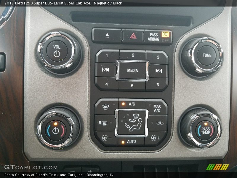 Magnetic / Black 2015 Ford F250 Super Duty Lariat Super Cab 4x4