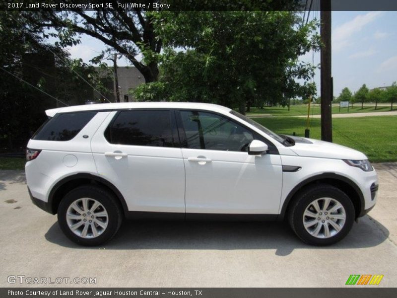 Fuji White / Ebony 2017 Land Rover Discovery Sport SE