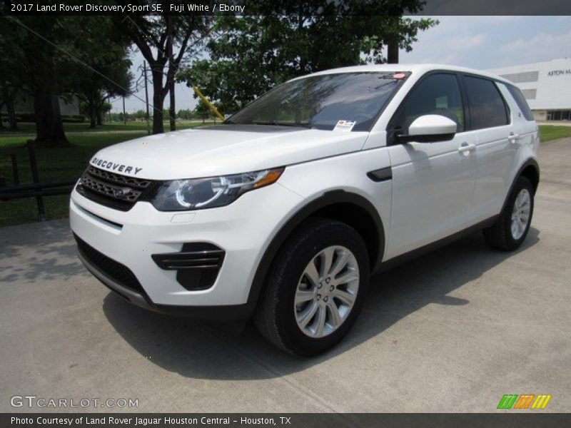 Fuji White / Ebony 2017 Land Rover Discovery Sport SE