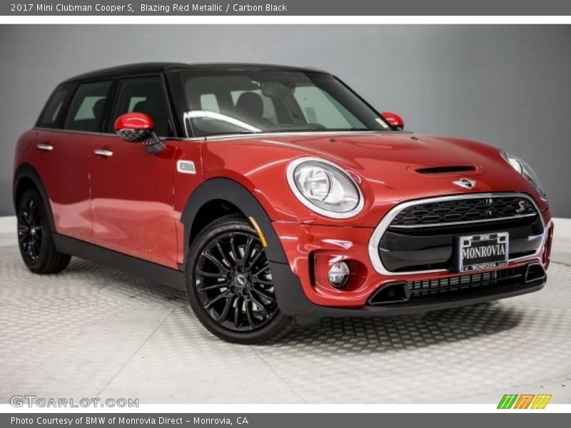 Front 3/4 View of 2017 Clubman Cooper S