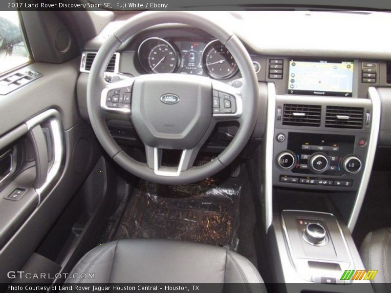 Fuji White / Ebony 2017 Land Rover Discovery Sport SE