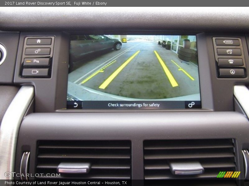 Fuji White / Ebony 2017 Land Rover Discovery Sport SE