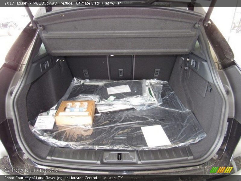 Ultimate Black / Jet w/Tan 2017 Jaguar F-PACE 35t AWD Prestige