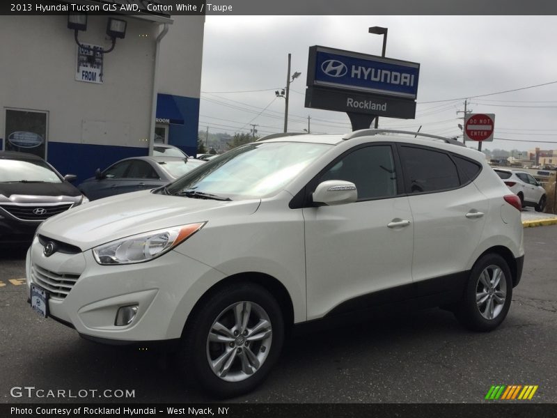 Cotton White / Taupe 2013 Hyundai Tucson GLS AWD