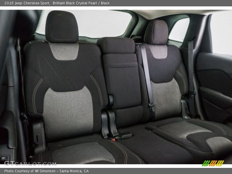 Brilliant Black Crystal Pearl / Black 2016 Jeep Cherokee Sport