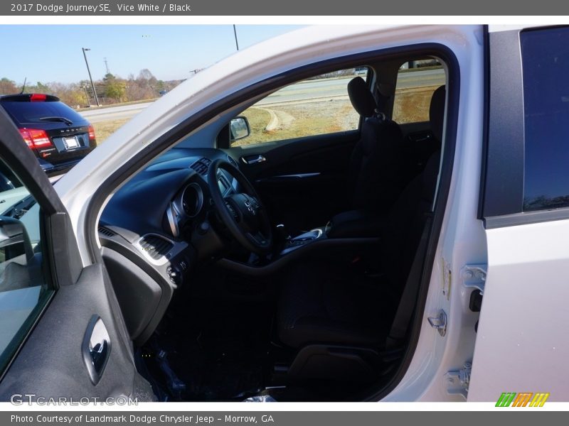 Vice White / Black 2017 Dodge Journey SE