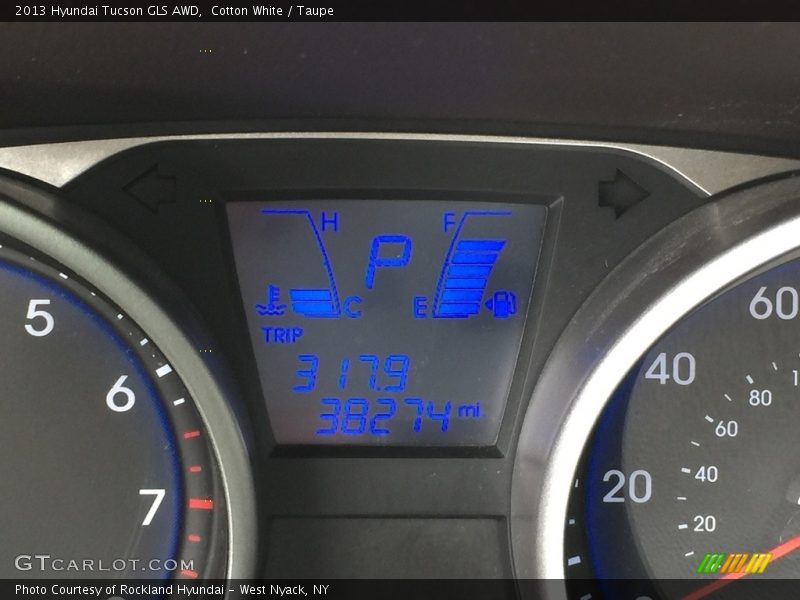 Cotton White / Taupe 2013 Hyundai Tucson GLS AWD