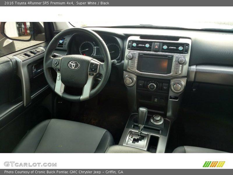 Super White / Black 2016 Toyota 4Runner SR5 Premium 4x4