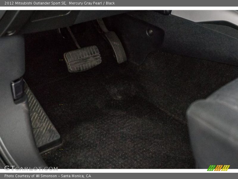 Mercury Gray Pearl / Black 2012 Mitsubishi Outlander Sport SE