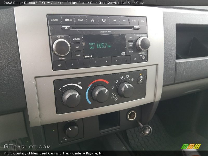Brilliant Black / Dark Slate Gray/Medium Slate Gray 2008 Dodge Dakota SLT Crew Cab 4x4