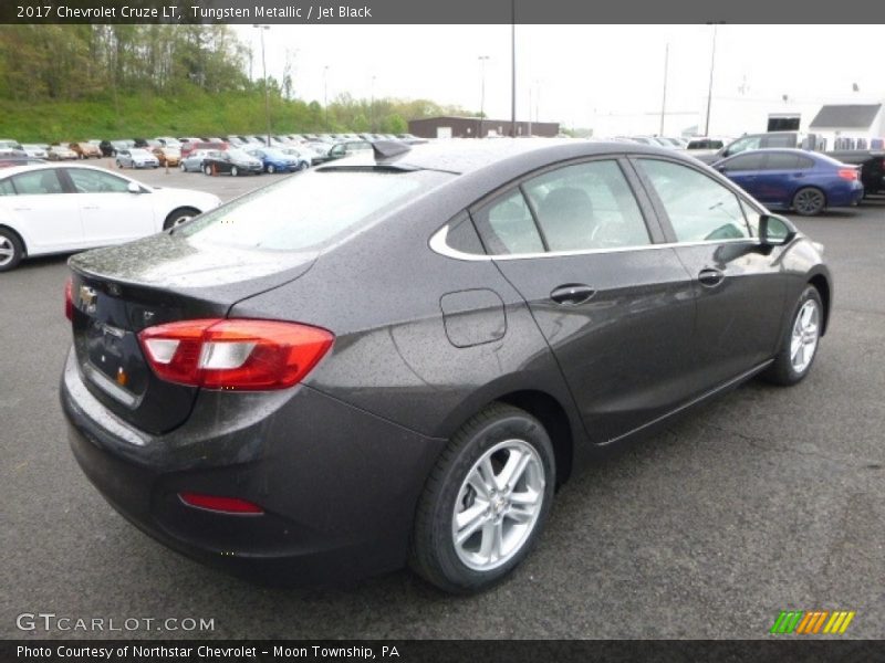 Tungsten Metallic / Jet Black 2017 Chevrolet Cruze LT