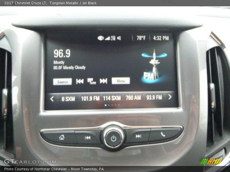 Tungsten Metallic / Jet Black 2017 Chevrolet Cruze LT