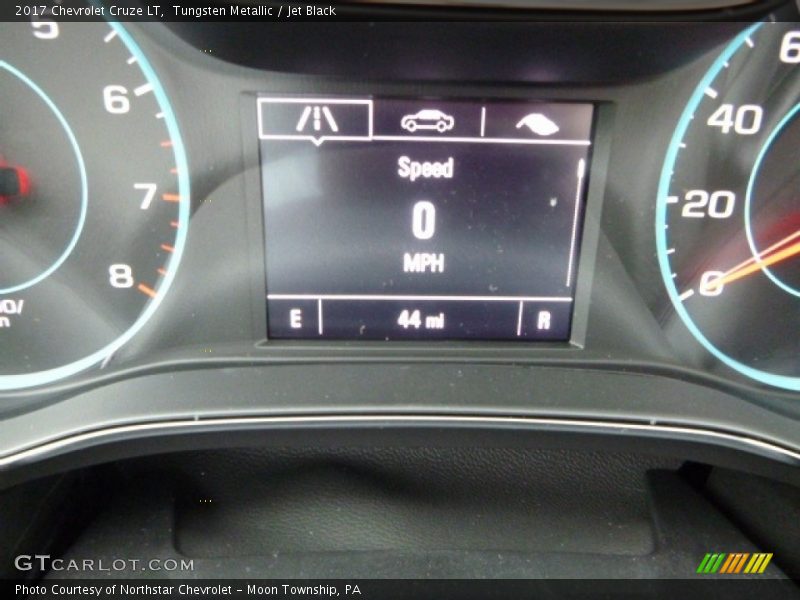 Tungsten Metallic / Jet Black 2017 Chevrolet Cruze LT