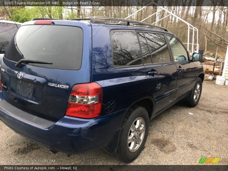 Indigo Ink Pearl / Gray 2005 Toyota Highlander V6 4WD