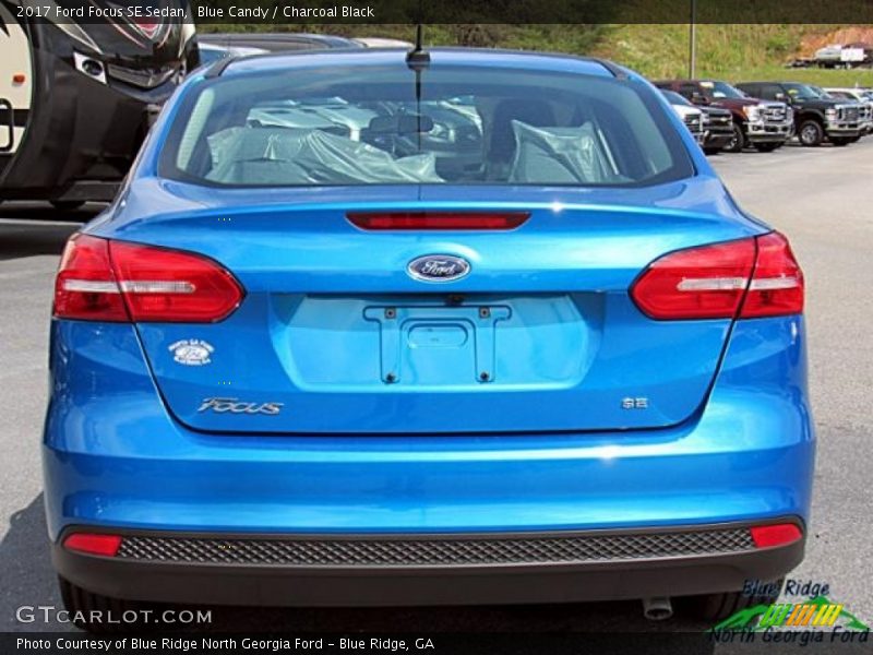 Blue Candy / Charcoal Black 2017 Ford Focus SE Sedan