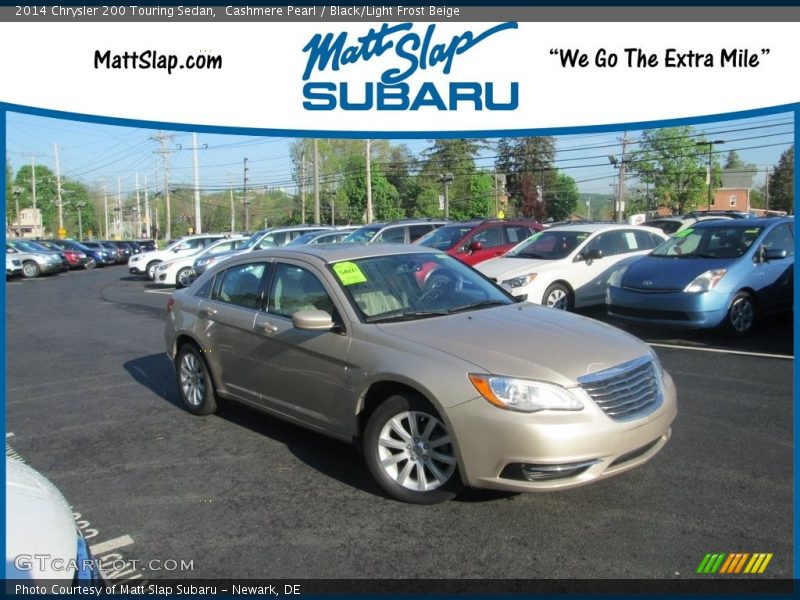 Cashmere Pearl / Black/Light Frost Beige 2014 Chrysler 200 Touring Sedan