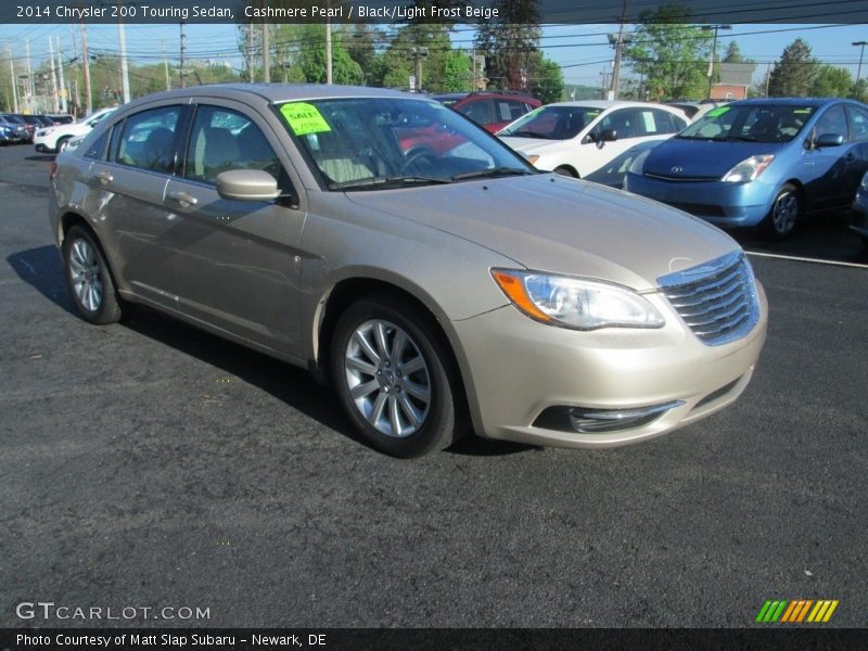Cashmere Pearl / Black/Light Frost Beige 2014 Chrysler 200 Touring Sedan