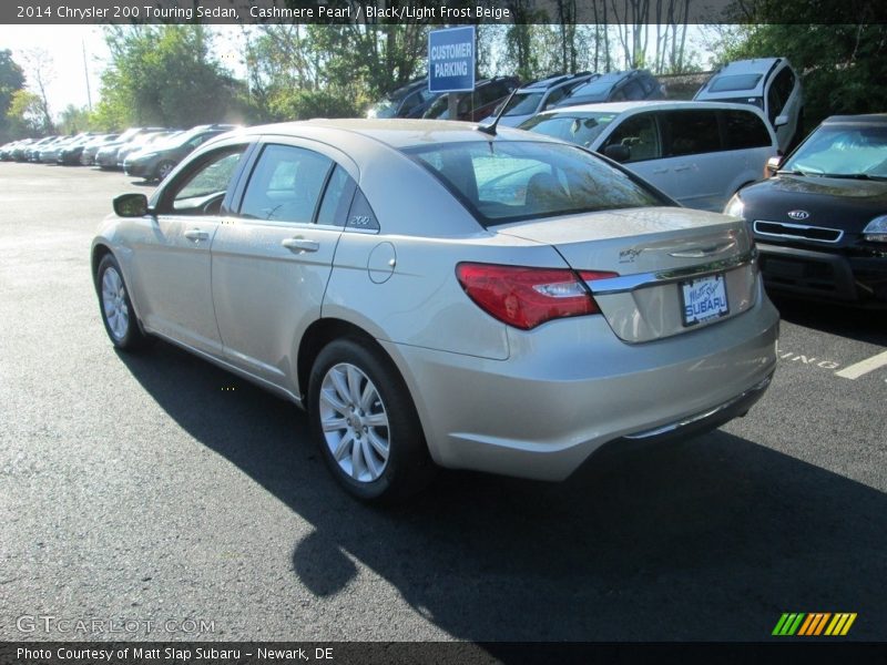 Cashmere Pearl / Black/Light Frost Beige 2014 Chrysler 200 Touring Sedan
