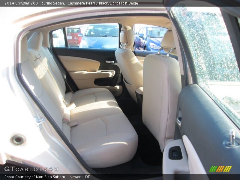 Cashmere Pearl / Black/Light Frost Beige 2014 Chrysler 200 Touring Sedan