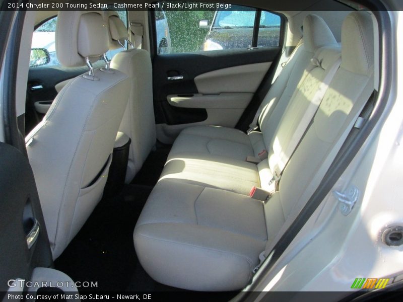 Cashmere Pearl / Black/Light Frost Beige 2014 Chrysler 200 Touring Sedan