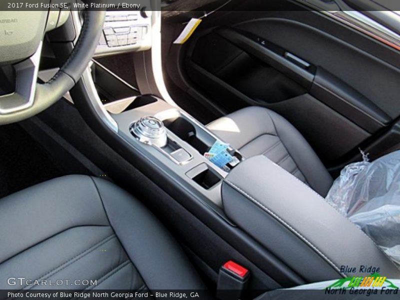 White Platinum / Ebony 2017 Ford Fusion SE