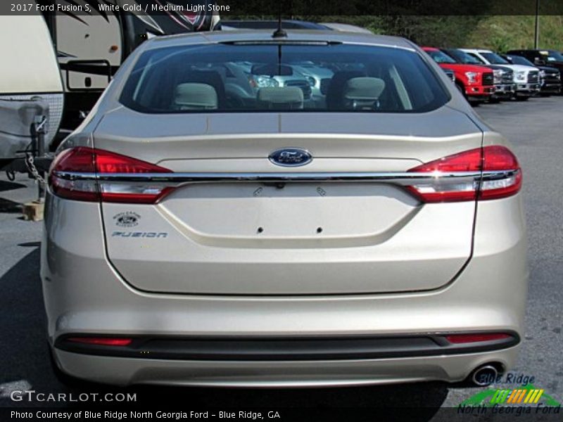 White Gold / Medium Light Stone 2017 Ford Fusion S
